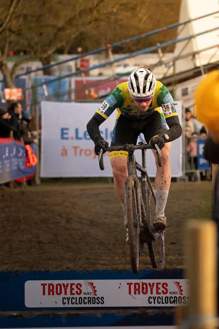 Cyclo-cross